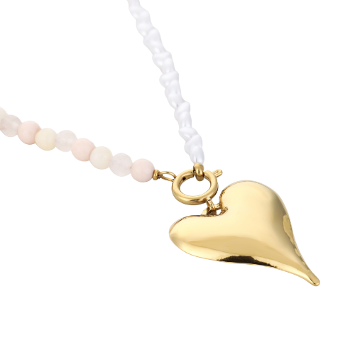 Harmony Ketting met witte en beige kralen, parels en goudkleurige hartbedel voor een elegante en romantische uitstraling